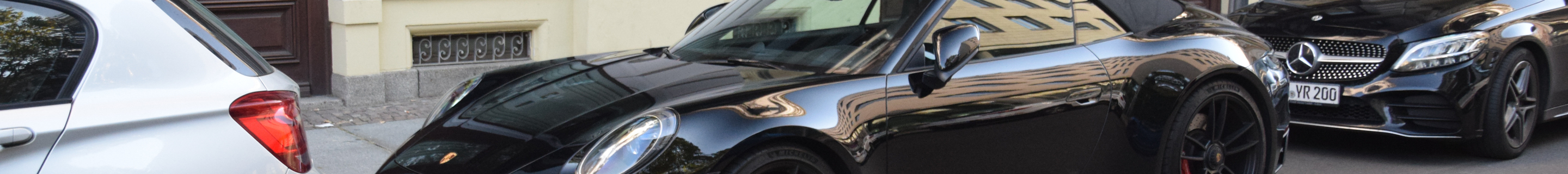 Porsche 992 Carrera 4 GTS Cabriolet MkI