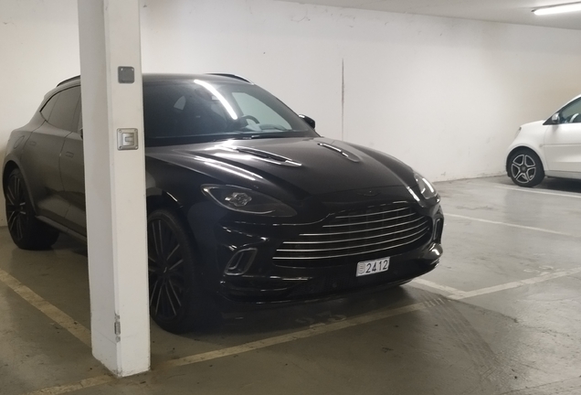 Aston Martin DBX