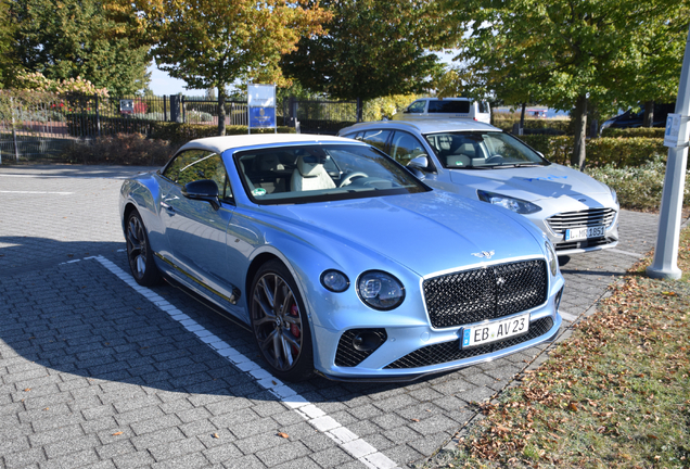Bentley Continental GTC V8 S 2023