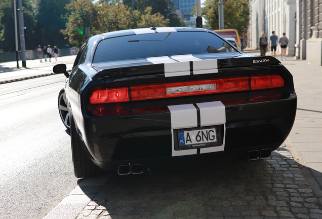 Dodge Challenger SRT-8 392