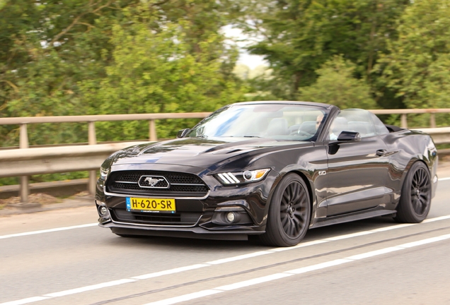 Ford Mustang GT Convertible 2015