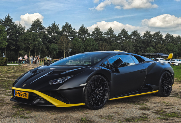 Lamborghini Huracán LP640-2 STO
