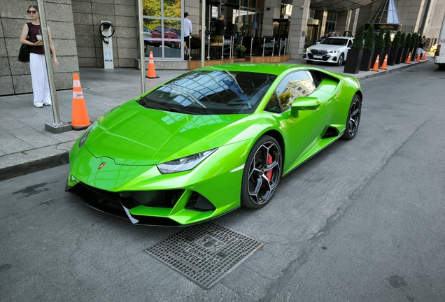 Lamborghini Huracán LP640-4 EVO