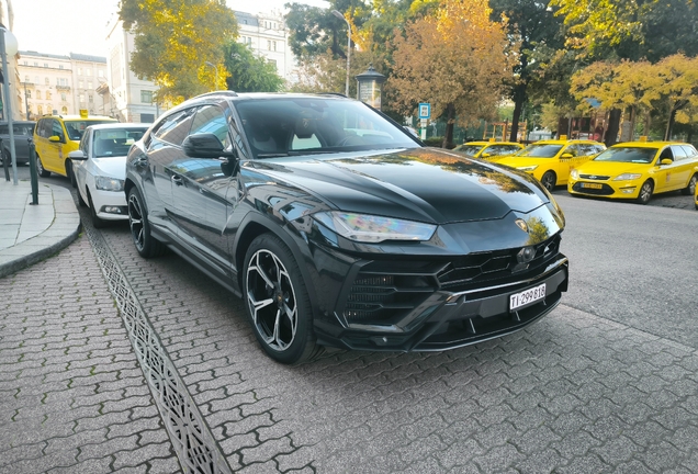 Lamborghini Urus