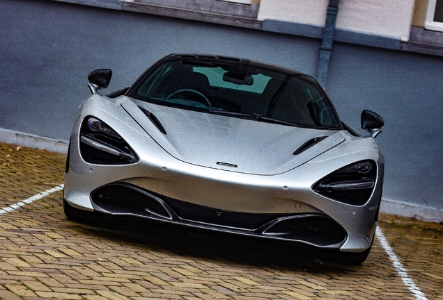McLaren 720S Spider