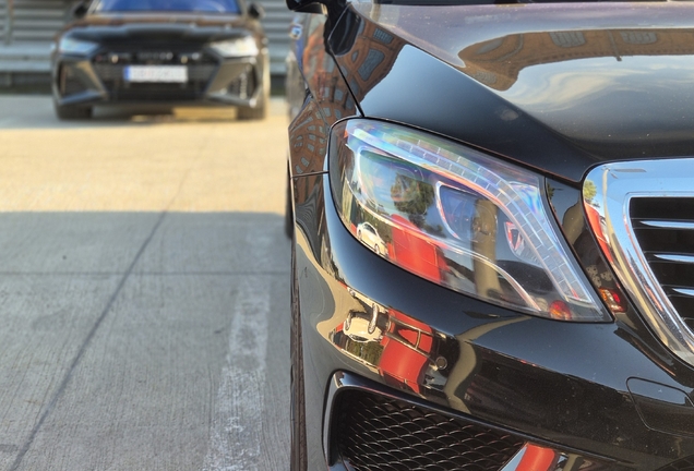 Mercedes-AMG S 63 V222