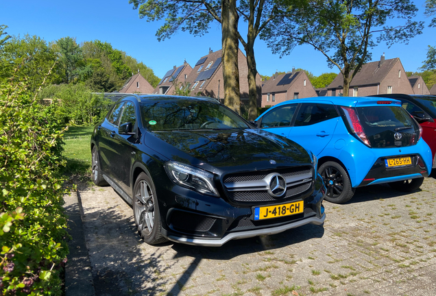 Mercedes-AMG GLA 45 X156