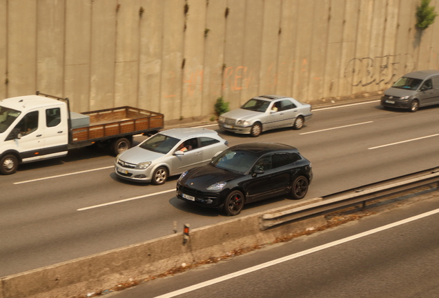 Porsche 95B Macan GTS MkII