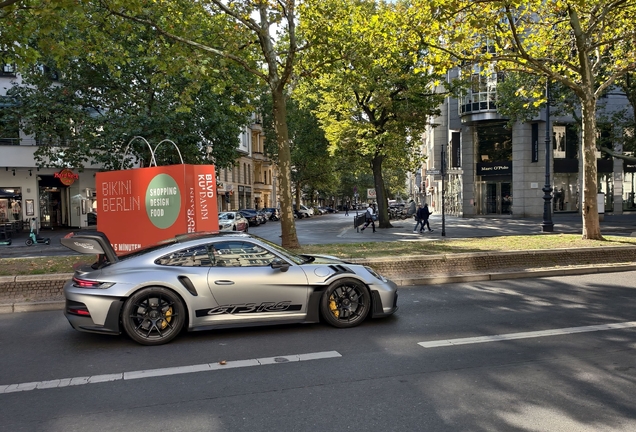 Porsche 992 GT3 RS MkI Weissach Package