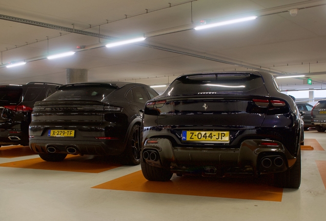 Porsche Cayenne Coupé Turbo E-Hybrid