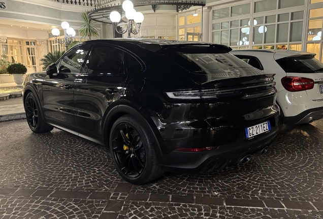 Porsche Cayenne Coupé Turbo E-Hybrid