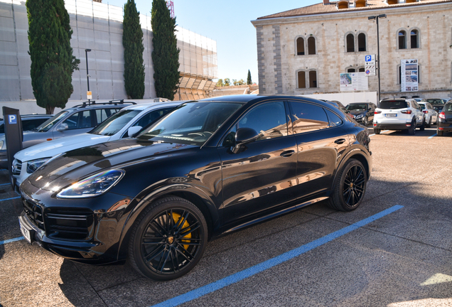 Porsche Cayenne Coupé Turbo S E-Hybrid