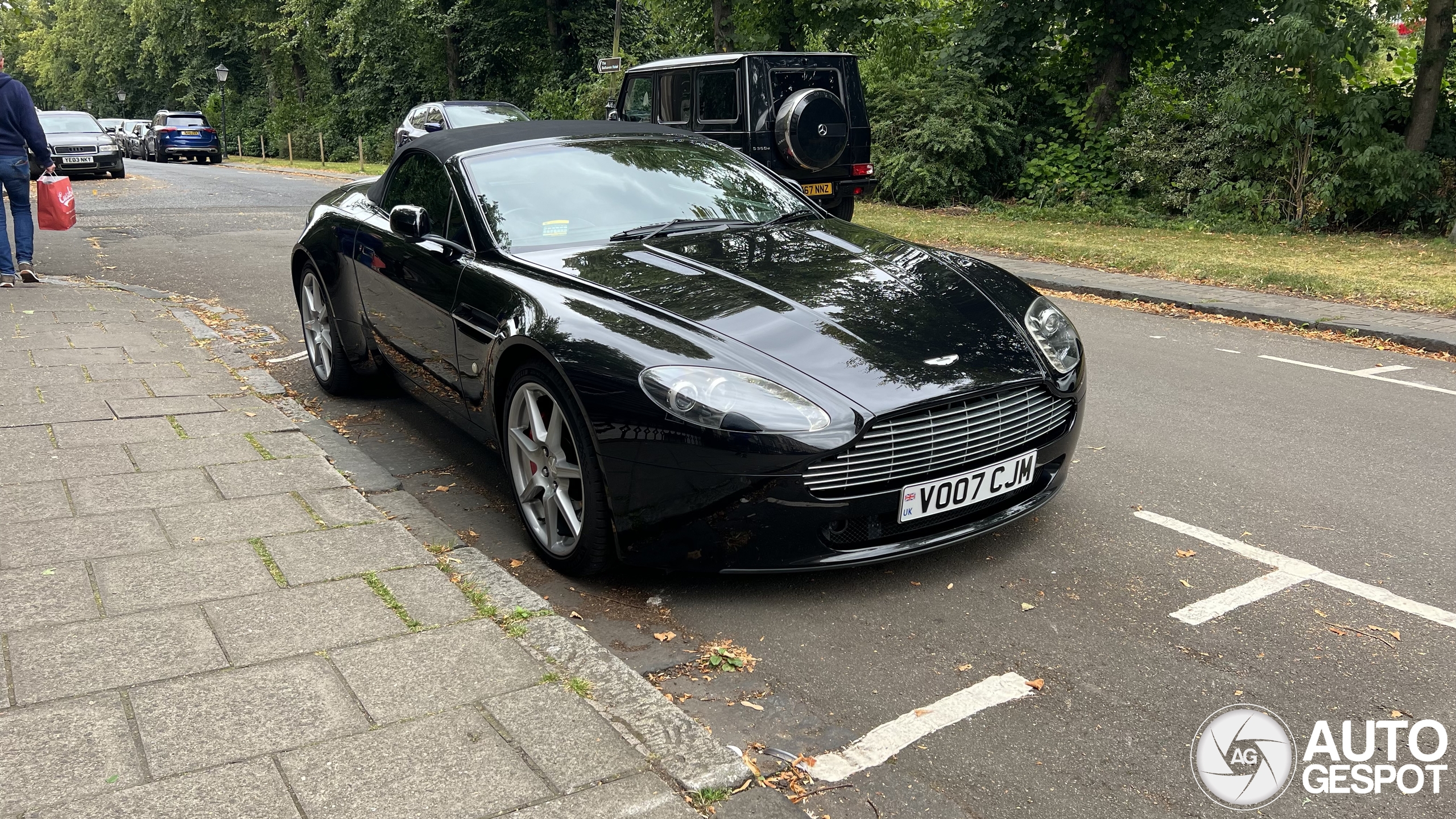 Aston Martin V8 Vantage Roadster