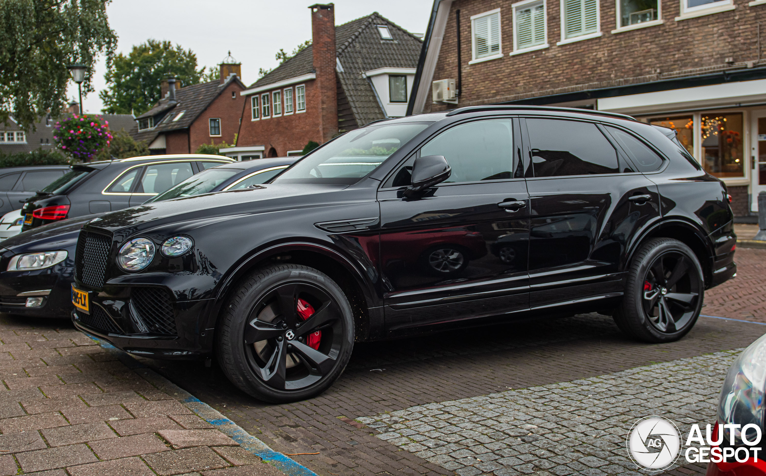 Bentley Bentayga V8 2021