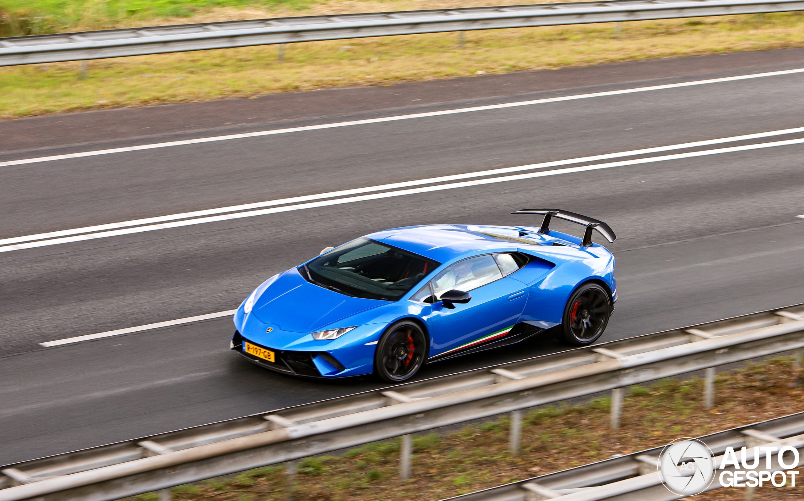 Lamborghini Huracán LP640-4 Performante