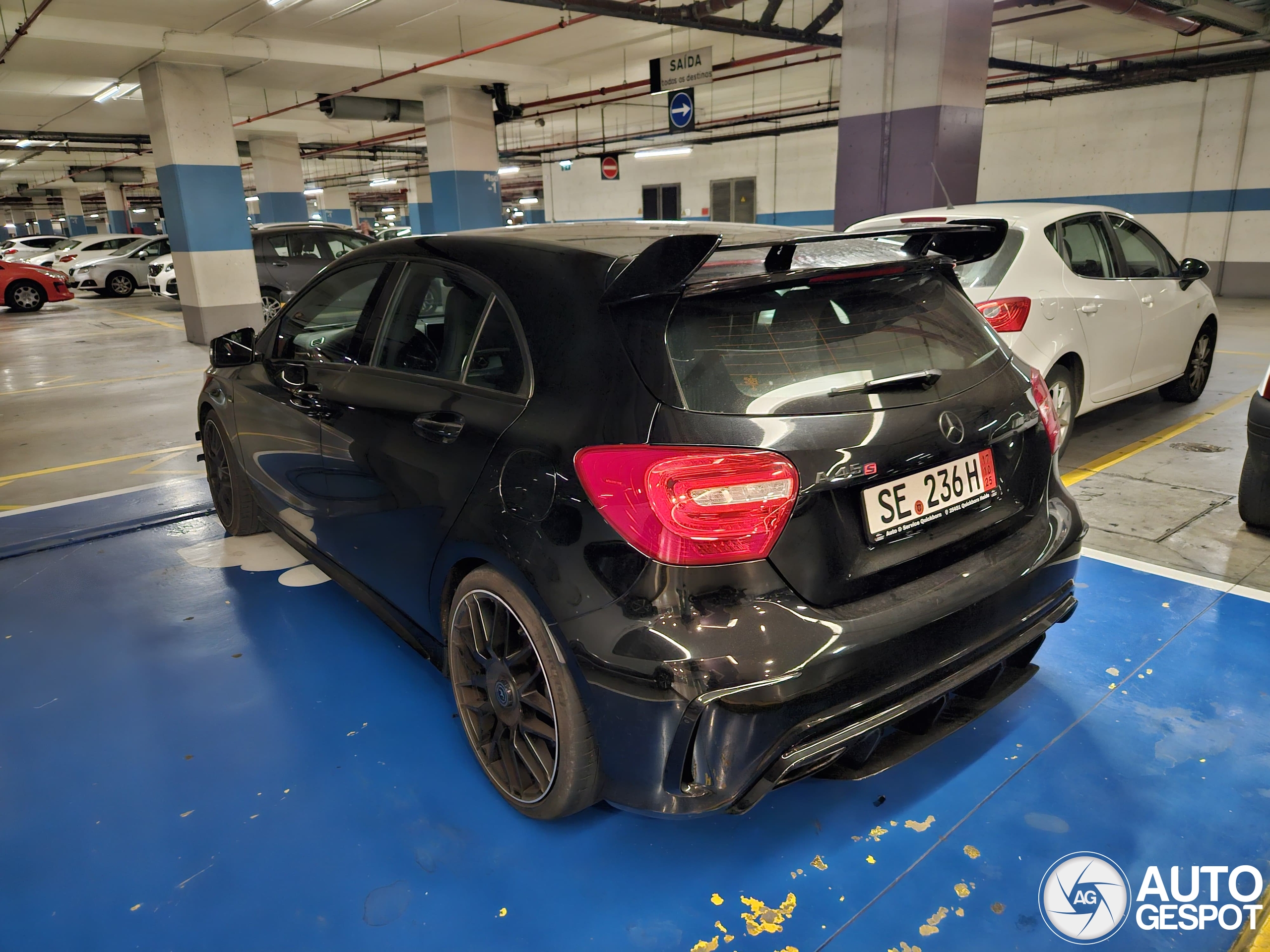 Mercedes-Benz A 45 AMG