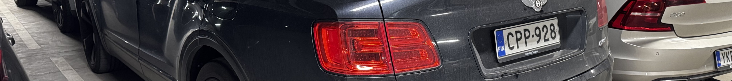 Bentley Bentayga Hybrid