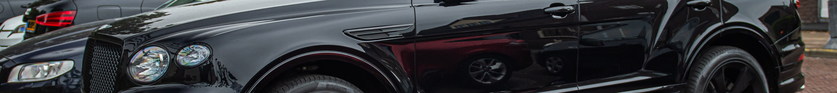 Bentley Bentayga V8 2021