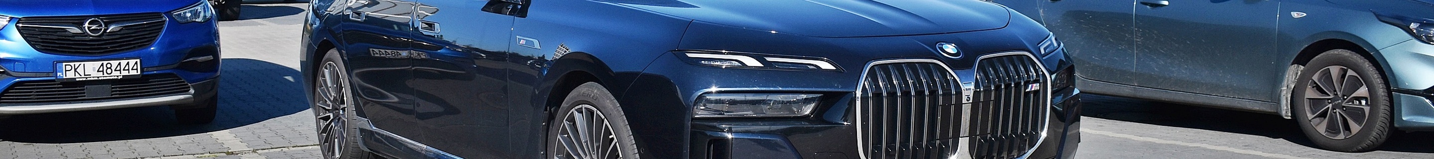 BMW M760e xDrive