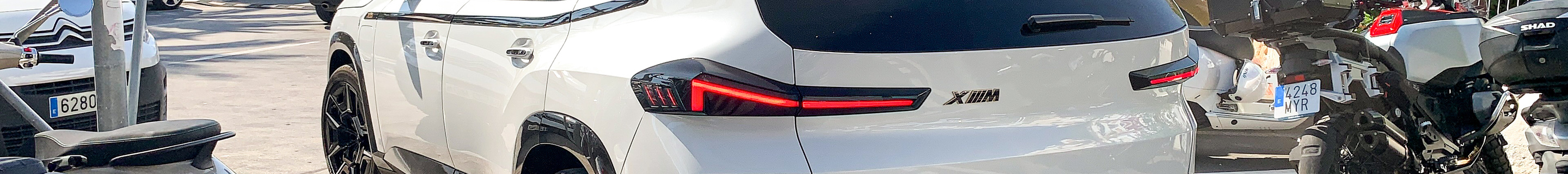 BMW XM G09