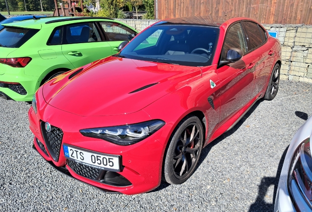 Alfa Romeo Giulia Quadrifoglio 2023