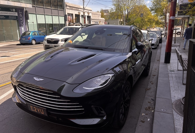 Aston Martin DBX