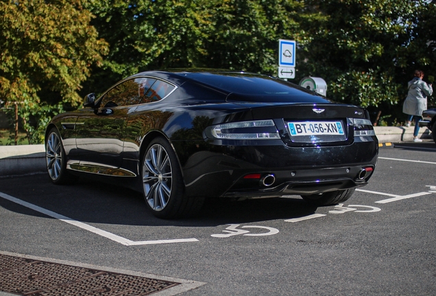 Aston Martin Virage 2011