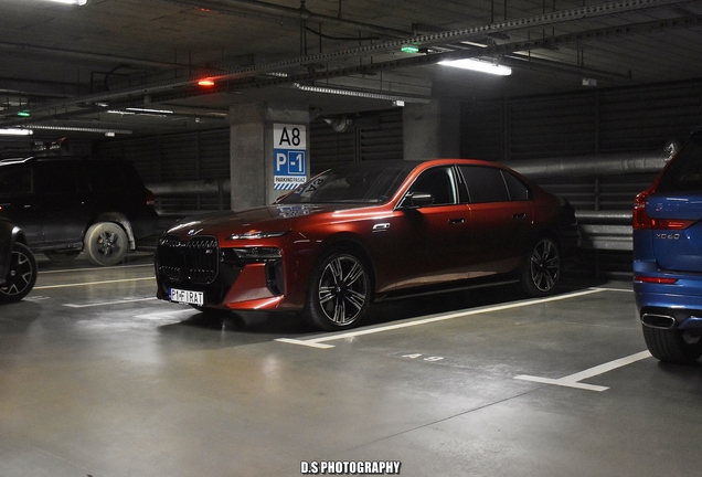 BMW M760e xDrive