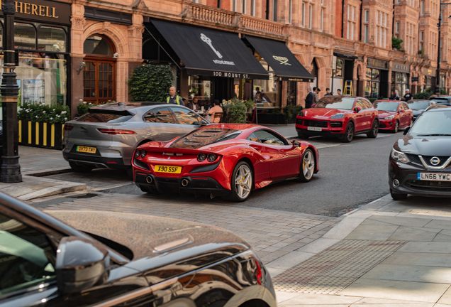Ferrari F8 Tributo