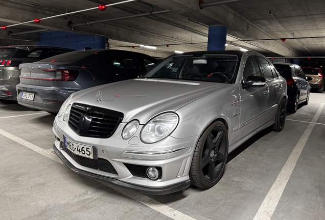 Mercedes-Benz E 55 AMG