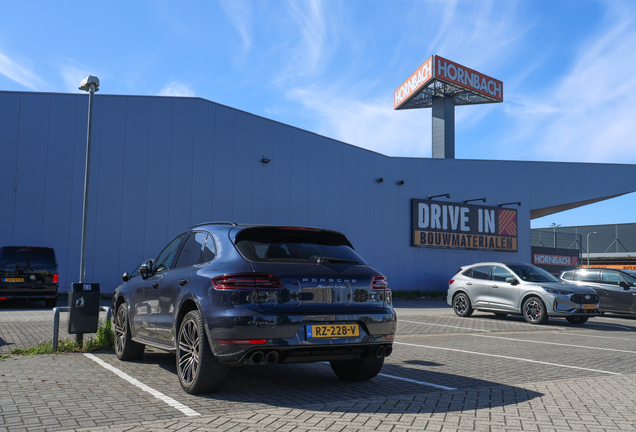 Porsche 95B Macan Turbo MkI