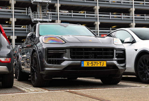 Porsche 9YA Cayenne Turbo E-Hybrid