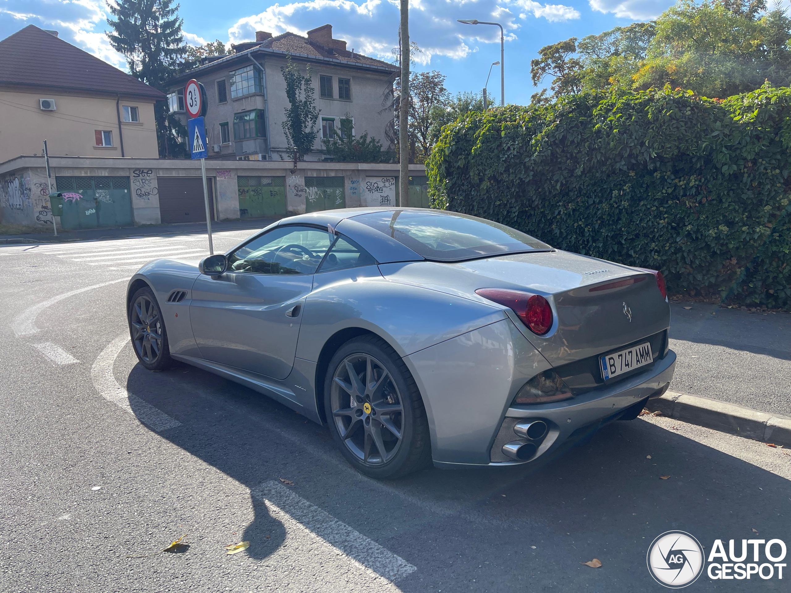 Ferrari California