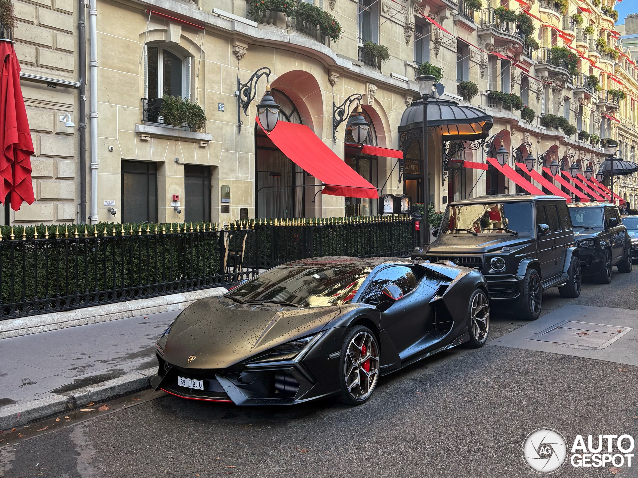 Lamborghini Revuelto