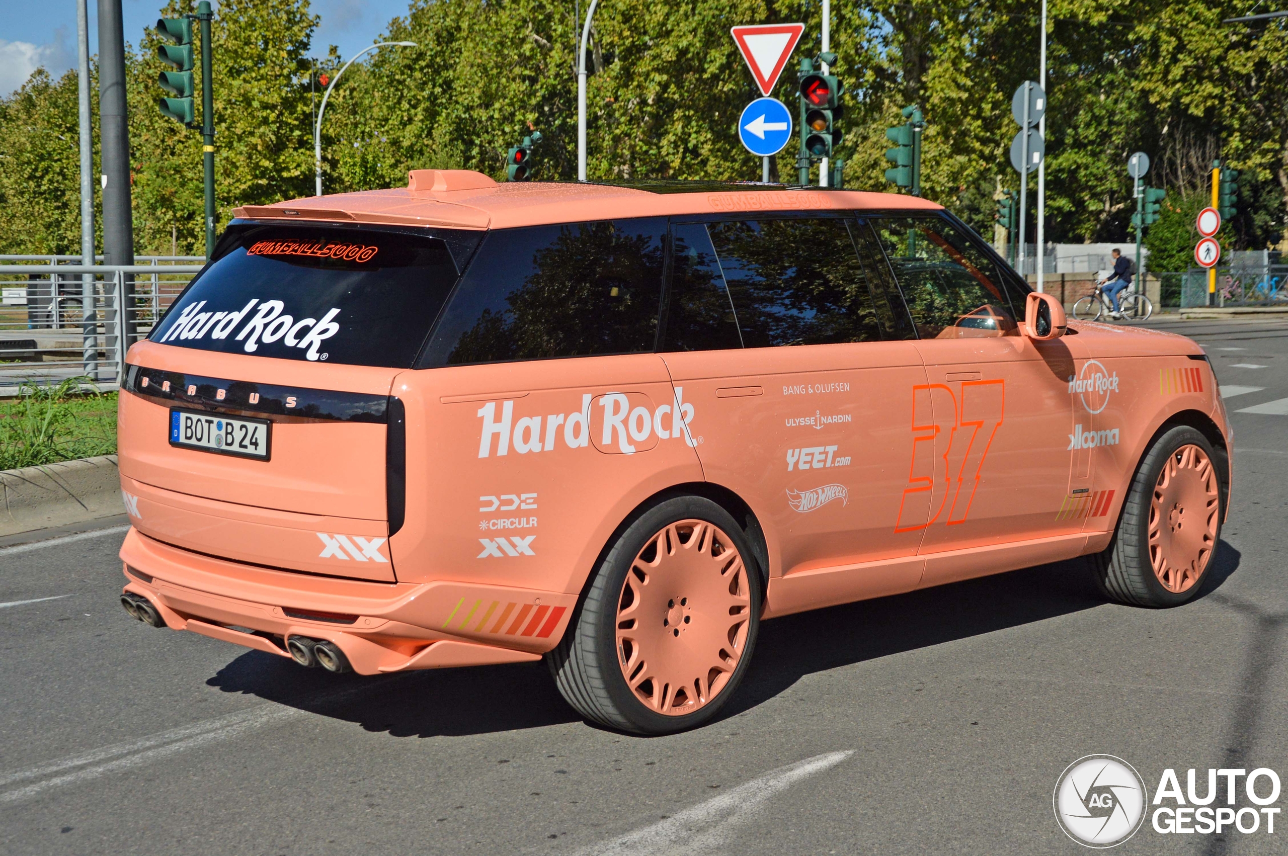 Land Rover Range Rover P530 Brabus 600 Peetch - 05 October 2025