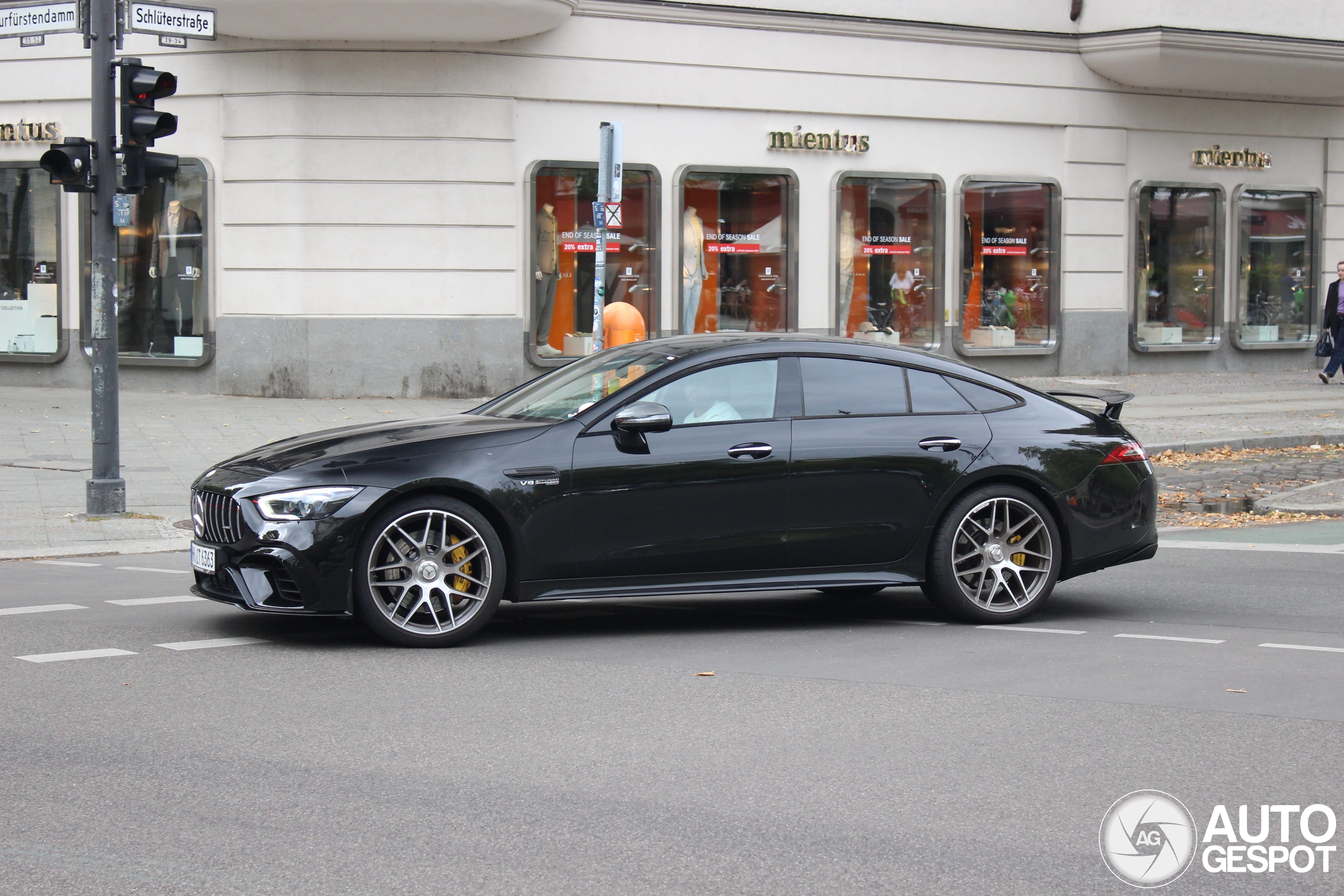 Mercedes-AMG GT 63 S X290