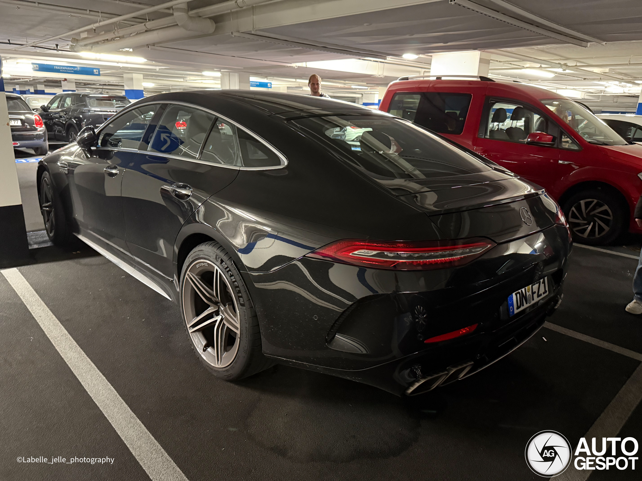 Mercedes-AMG GT 63 S X290