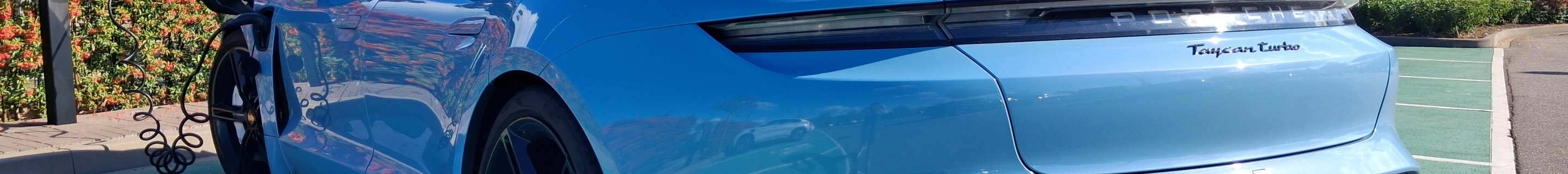 Porsche Taycan Turbo
