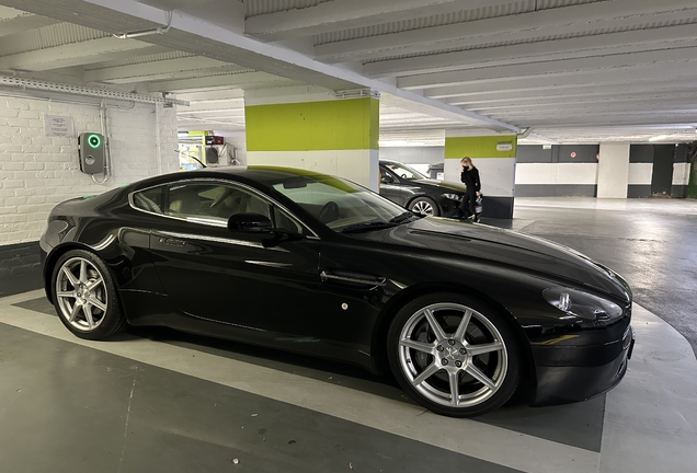 Aston Martin V8 Vantage