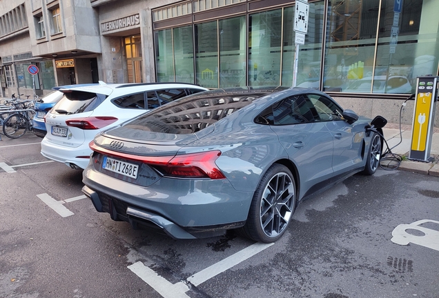 Audi RS E-Tron GT 2025