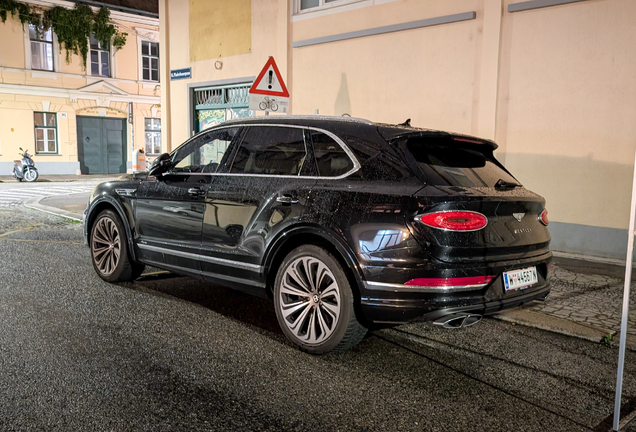 Bentley Bentayga Azure