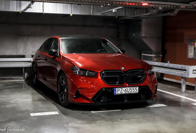BMW M5 G90