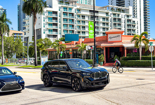 BMW XM G09