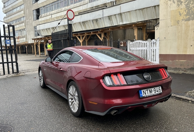 Ford Mustang GT 2015