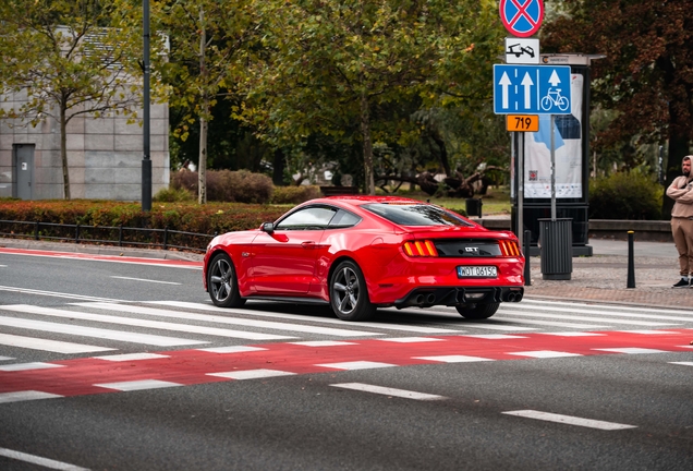 Ford Mustang GT 2015