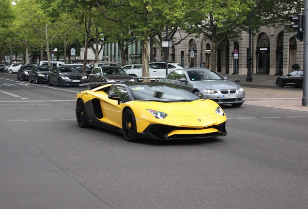 Lamborghini Aventador LP750-4 SuperVeloce Roadster