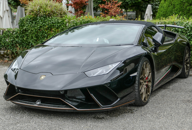Lamborghini Huracán LP640-4 Performante Spyder