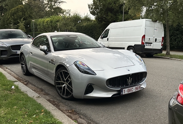 Maserati GranTurismo Folgore 2023