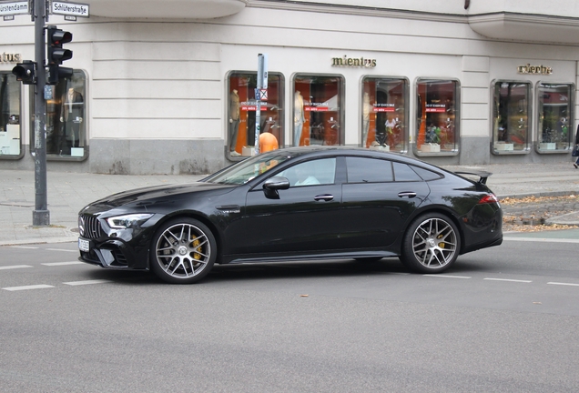 Mercedes-AMG GT 63 S X290