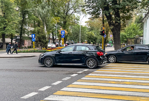 Mercedes-Benz GLA 45 AMG X156